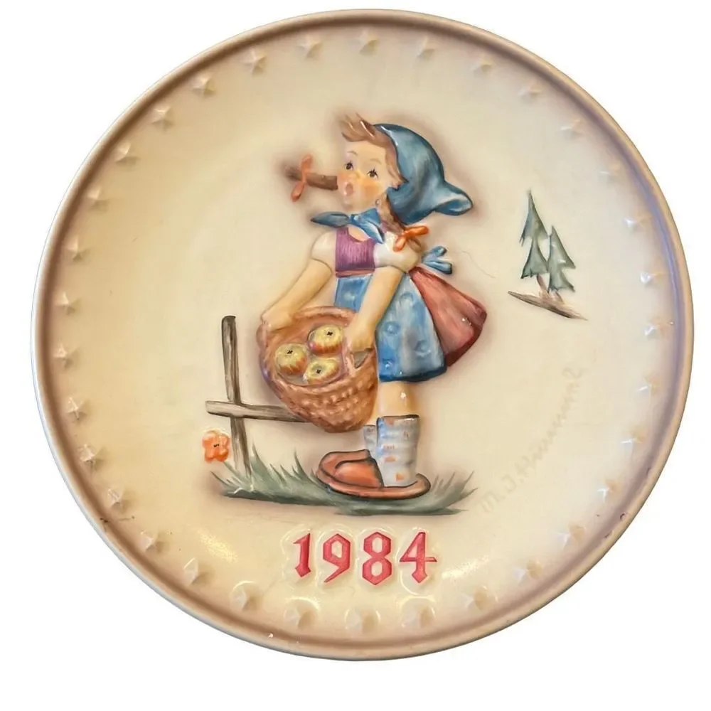 Annual Handcrafted Goebel Hummel Plate W Germany 1984 Bas Relief 14th Edition